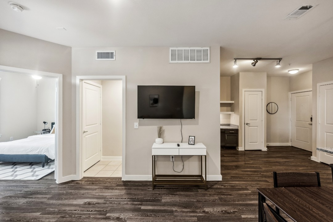 Smart Living Cullen, 5302, · Unit 2/2
