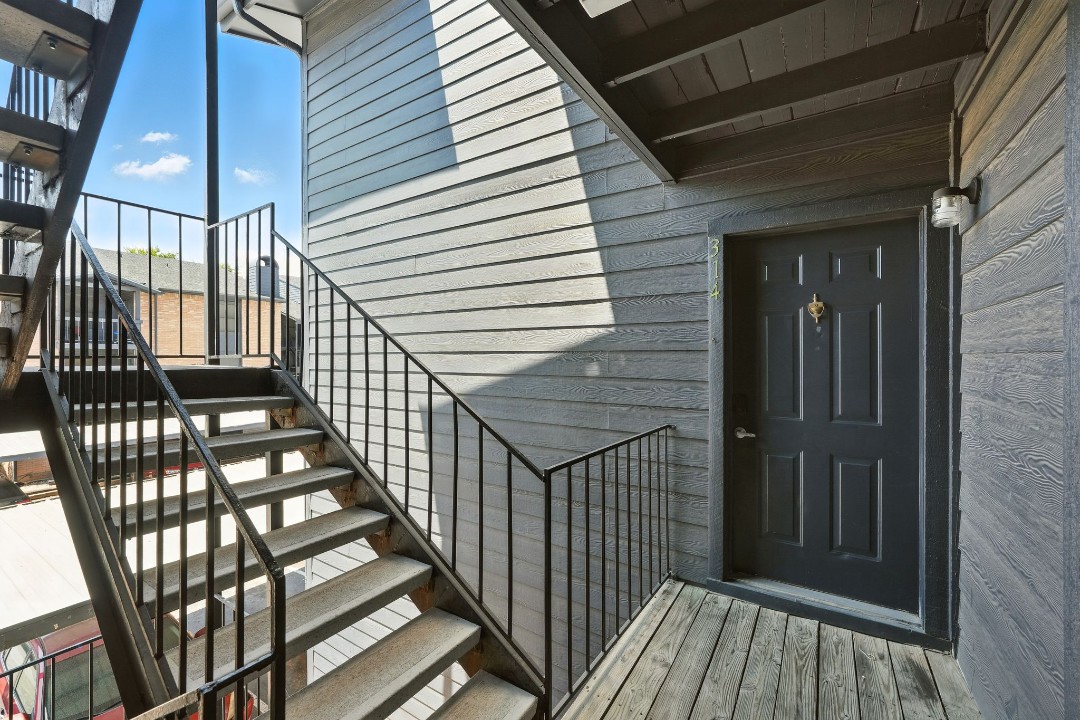 Mueller Flats · Unit 314 1/1