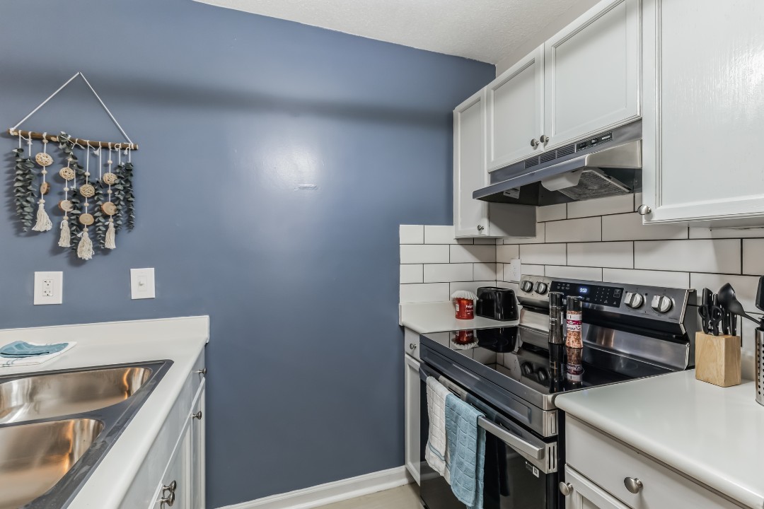 Carlson Bay, 965-301, · Unit 1/1