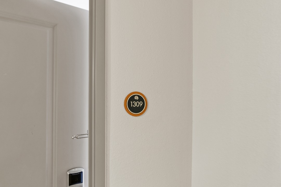 Simplicity At the Rim · Unit 1309 1/1