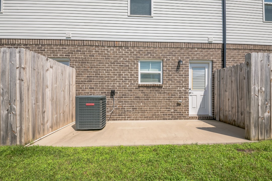 Arte Luxury townhomes E2 2/2.5