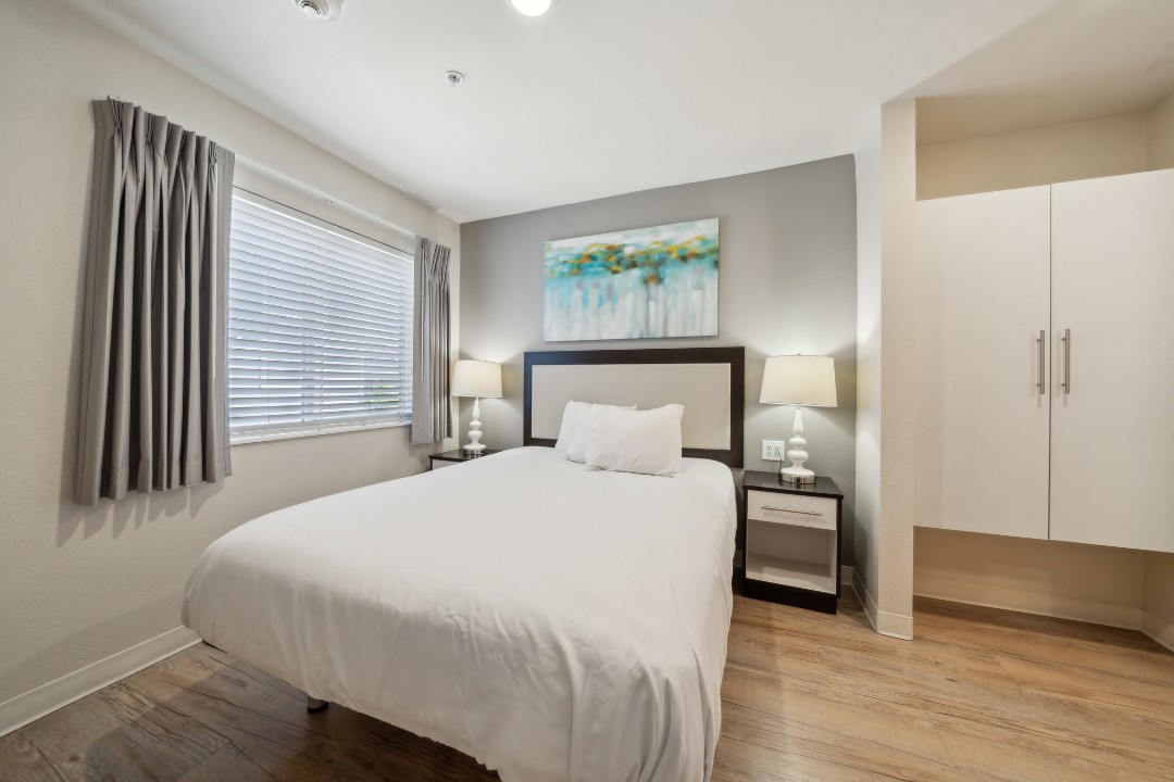 Simplicity At the Rim · Unit 1319  1/1 (Copy)