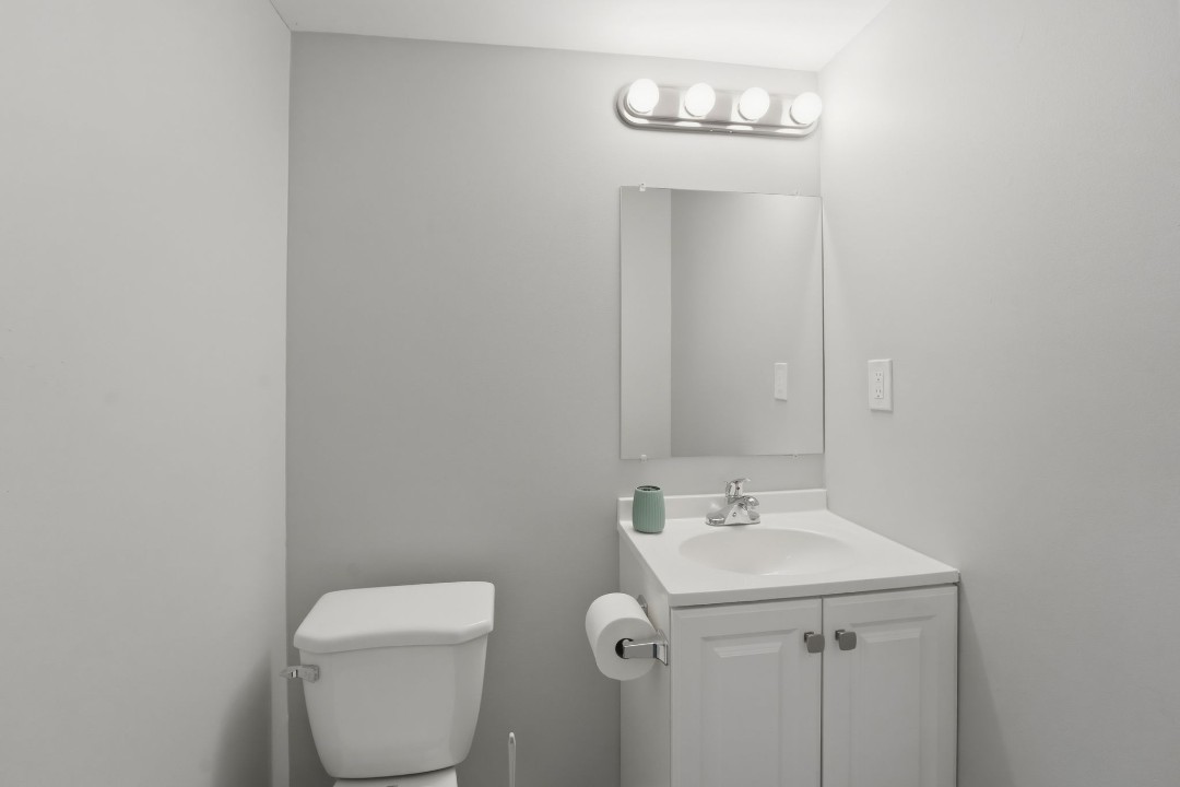 Crossings at · Unit 501 M63 2bd/2bth