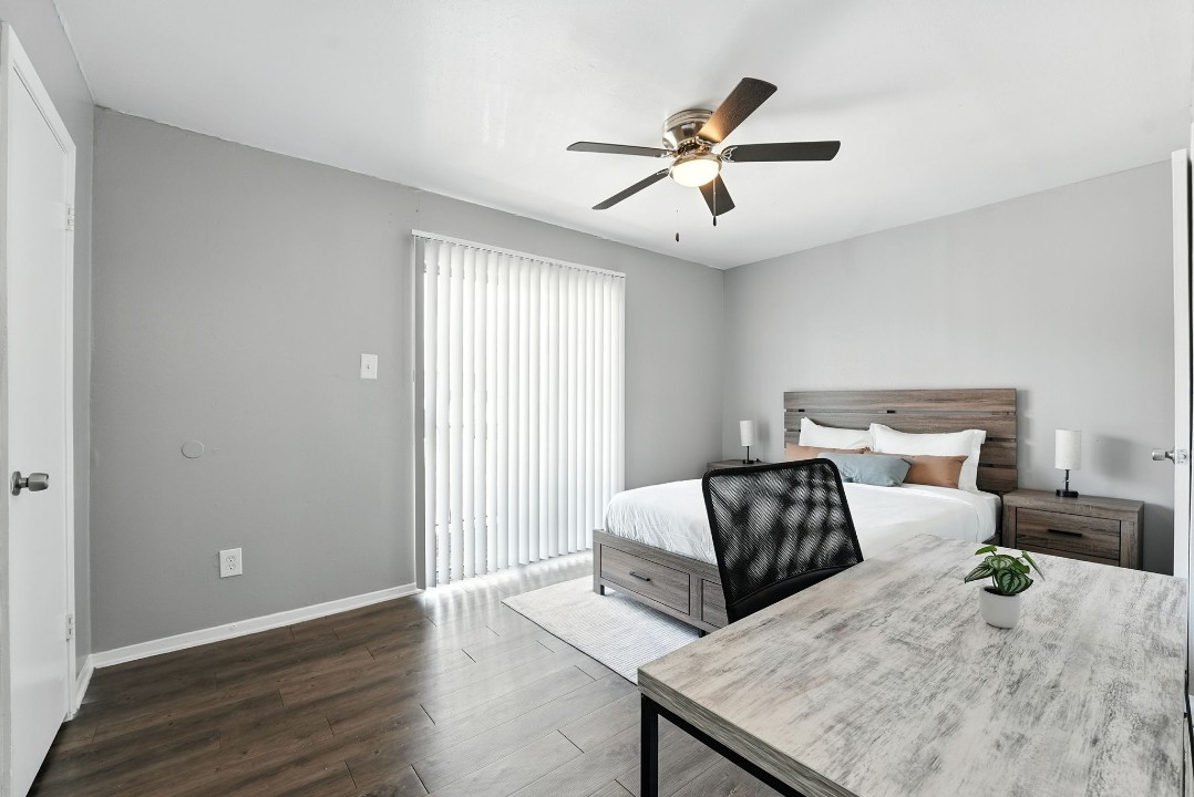 1 Bedroom · Signature layout