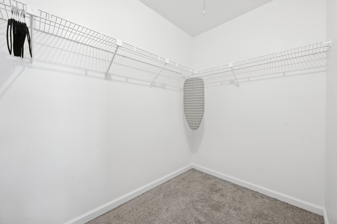 Mueller Flats · Unit 212 2/2
