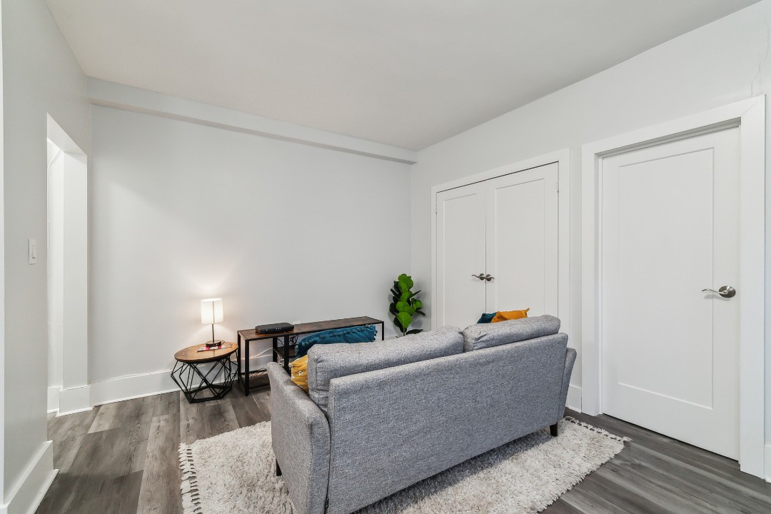 Fairfax Apartments · Unit 126 1/1