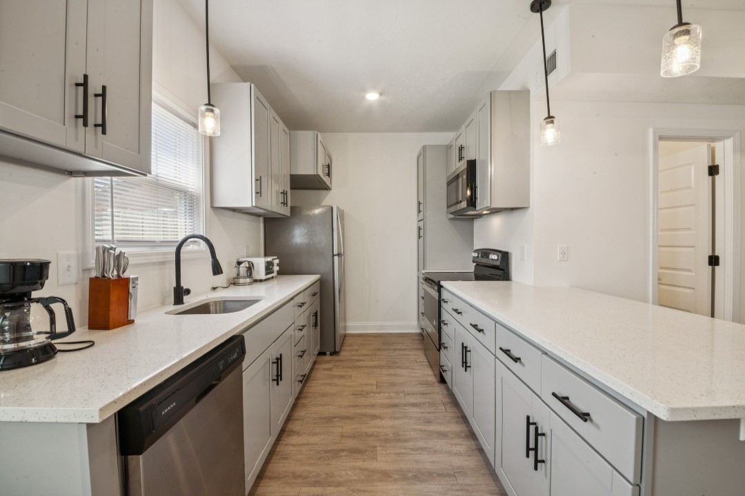 Arte Luxury townhomes F6 2/2.5