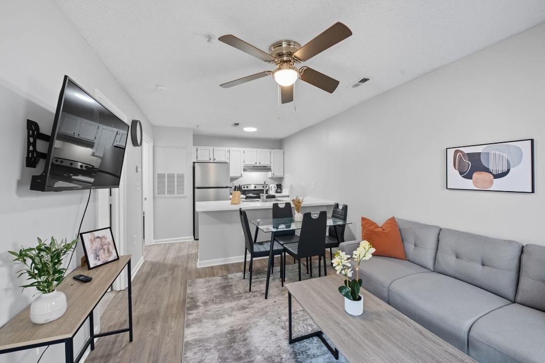 Meadowbrook 250-205 1bd/1bd