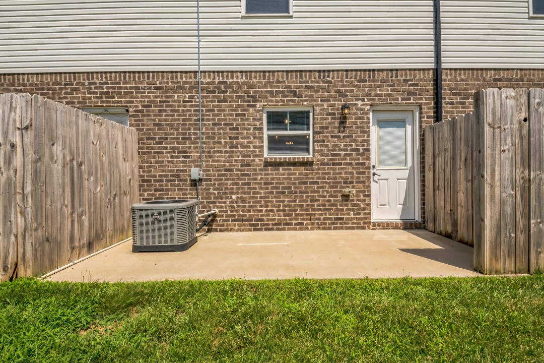 Arte Luxury townhomes F6 2/2.5