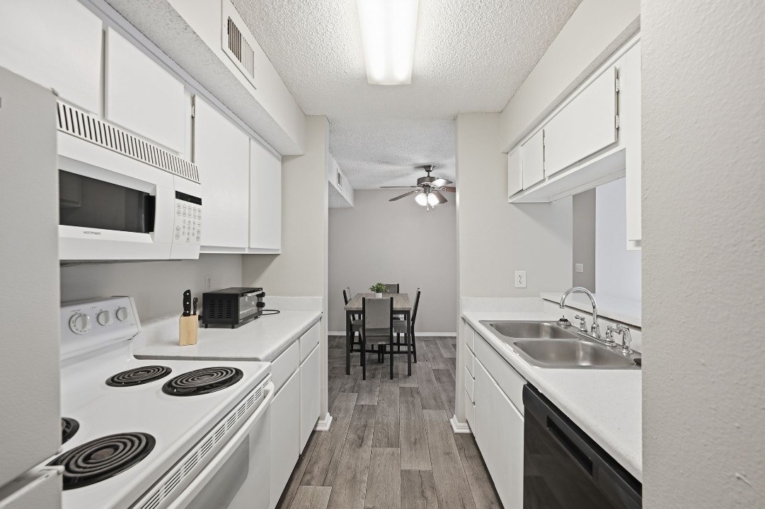 The Trails · Unit 217 2/2