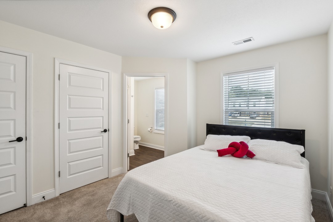 Alto · Unit D8 2bd/2.5 bth