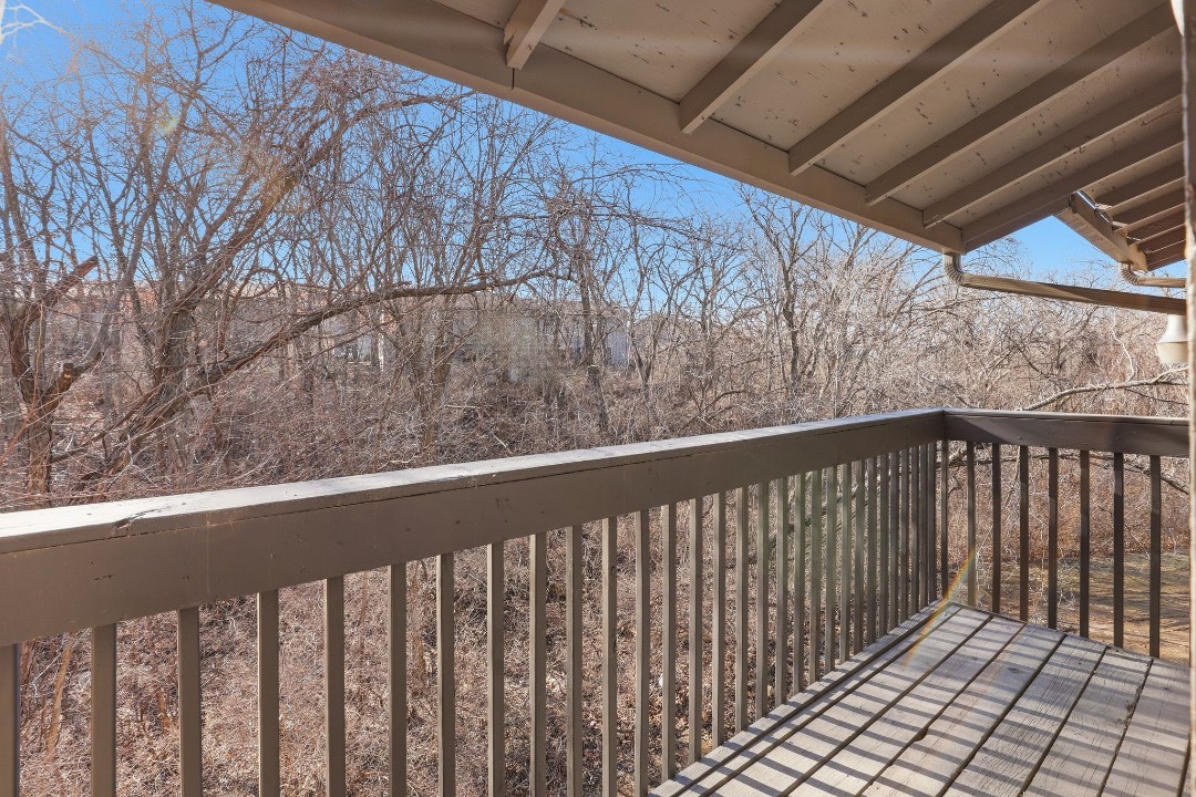 Hillcrest 8330E · Unit 2/1