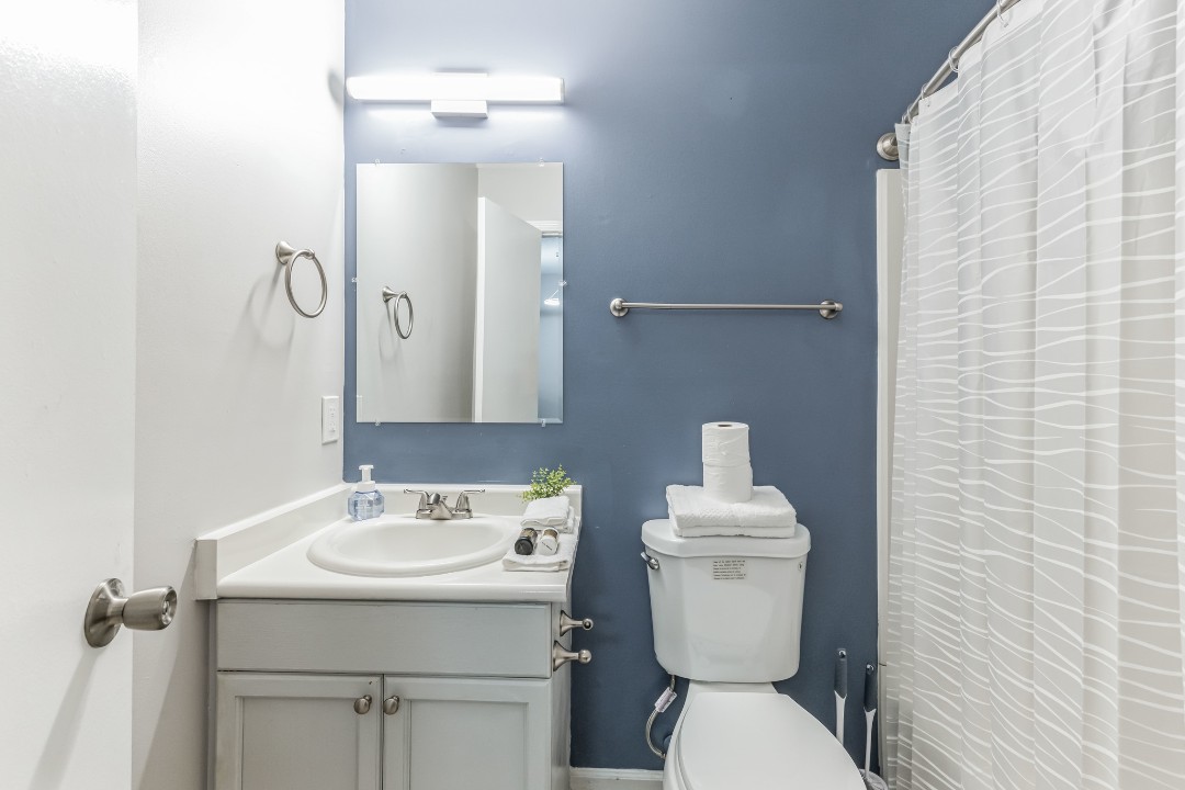 Carlson Bay, 3516-206, · Unit 1/1