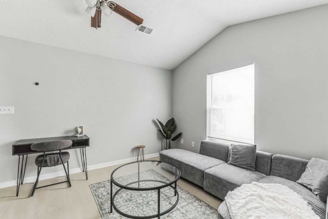 Carlson Bay, 3516-301, · Unit 1/1