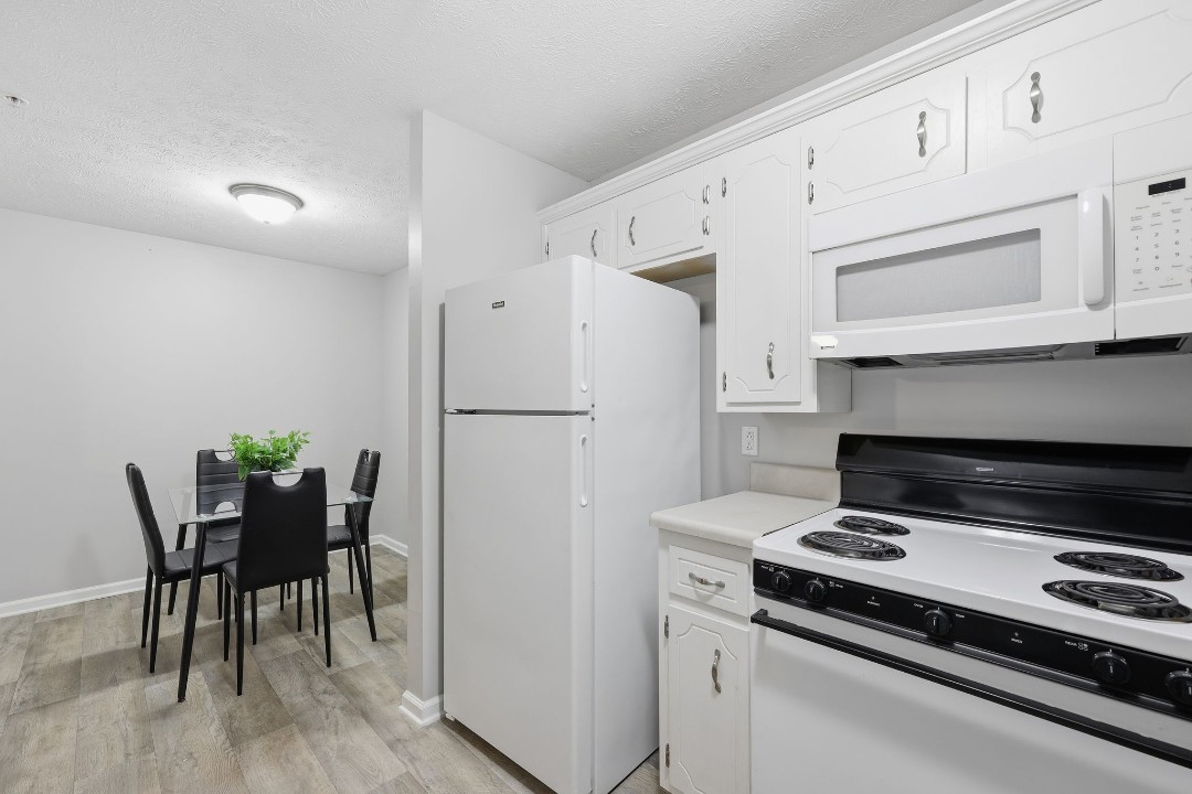Highland Park apartments · Unit 904 2/2