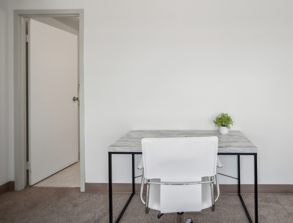 Pa Place 1301, 2br