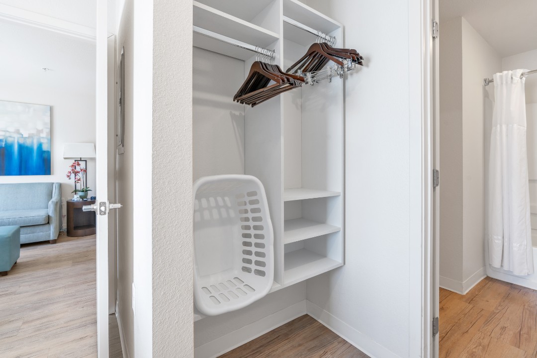 Simplicity At the Rim · Unit 1414 2/2