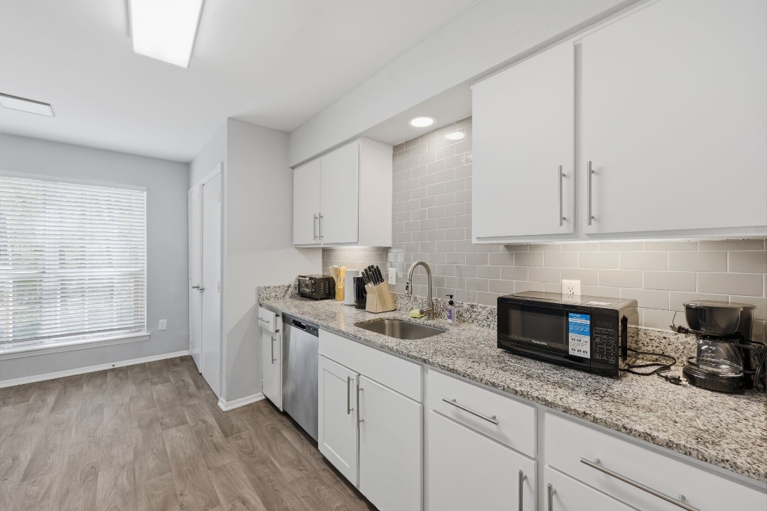 The Domain Apartments 4922C · Unit 1/1