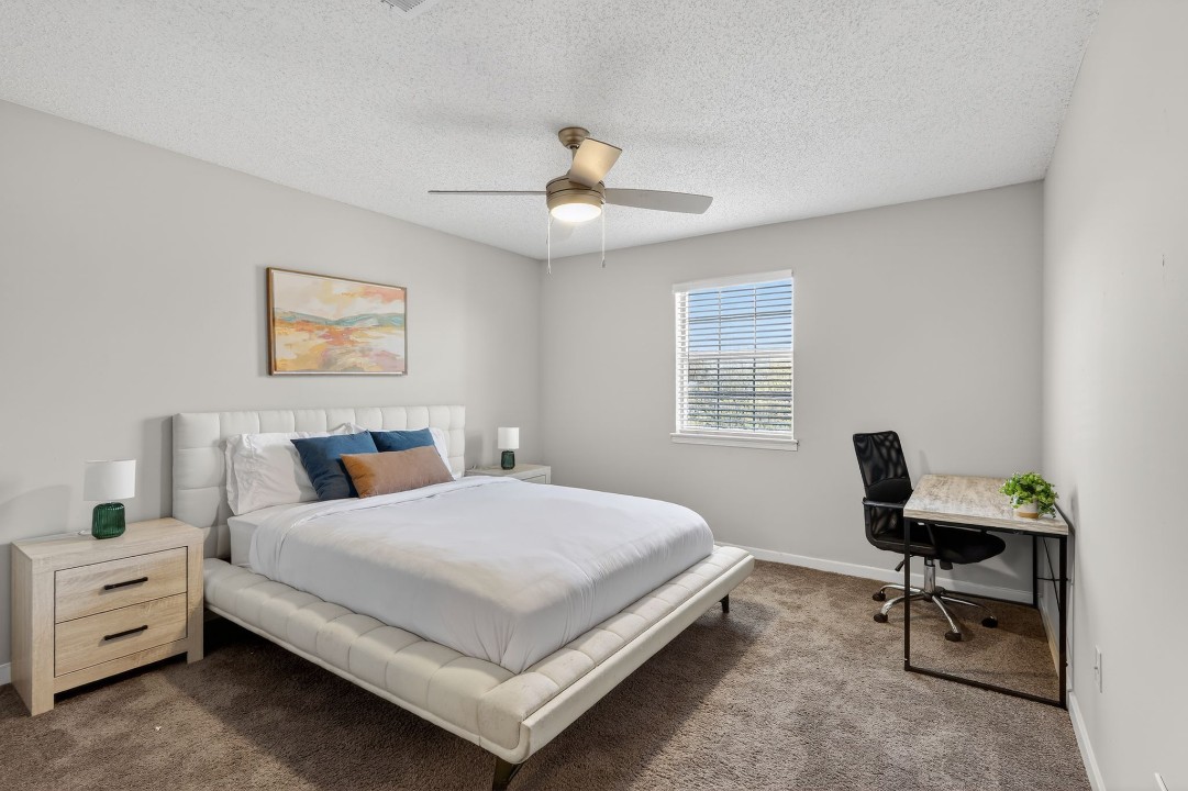 1 Bedroom · Signature layout