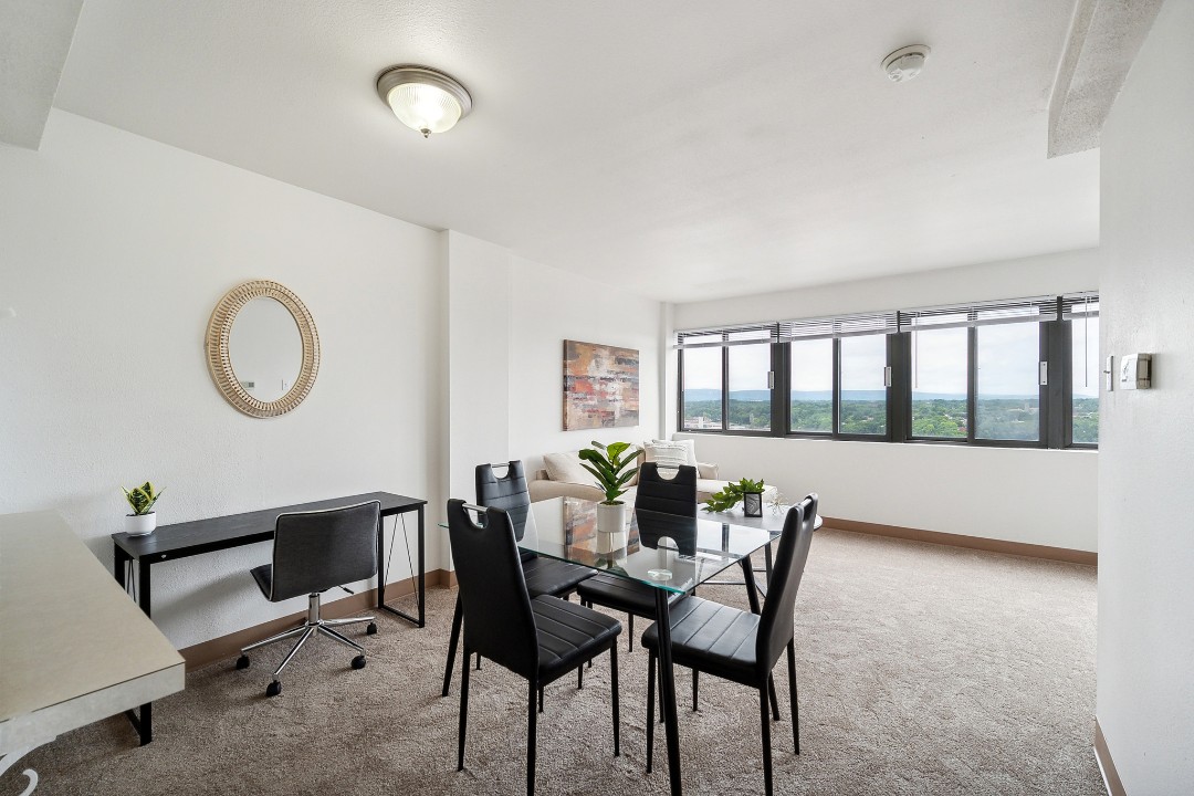 Pa Place 2107, 1br