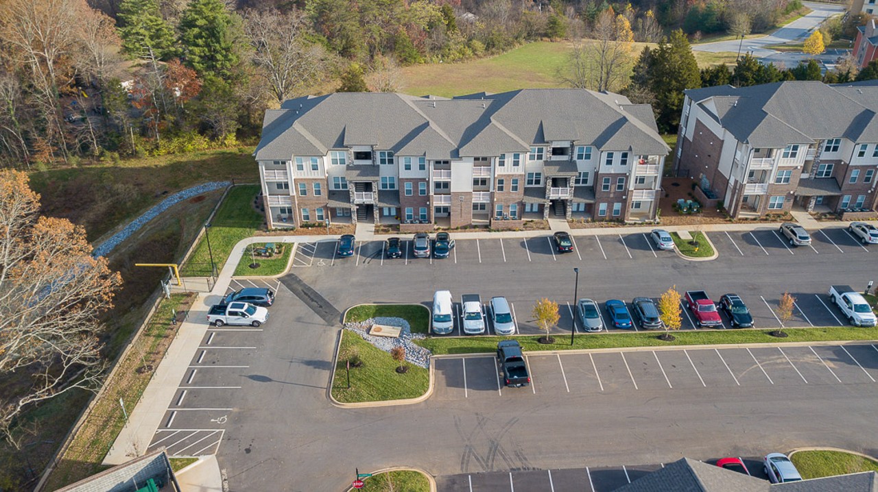 Overlook at Farragut 6301, · Unit 2/2