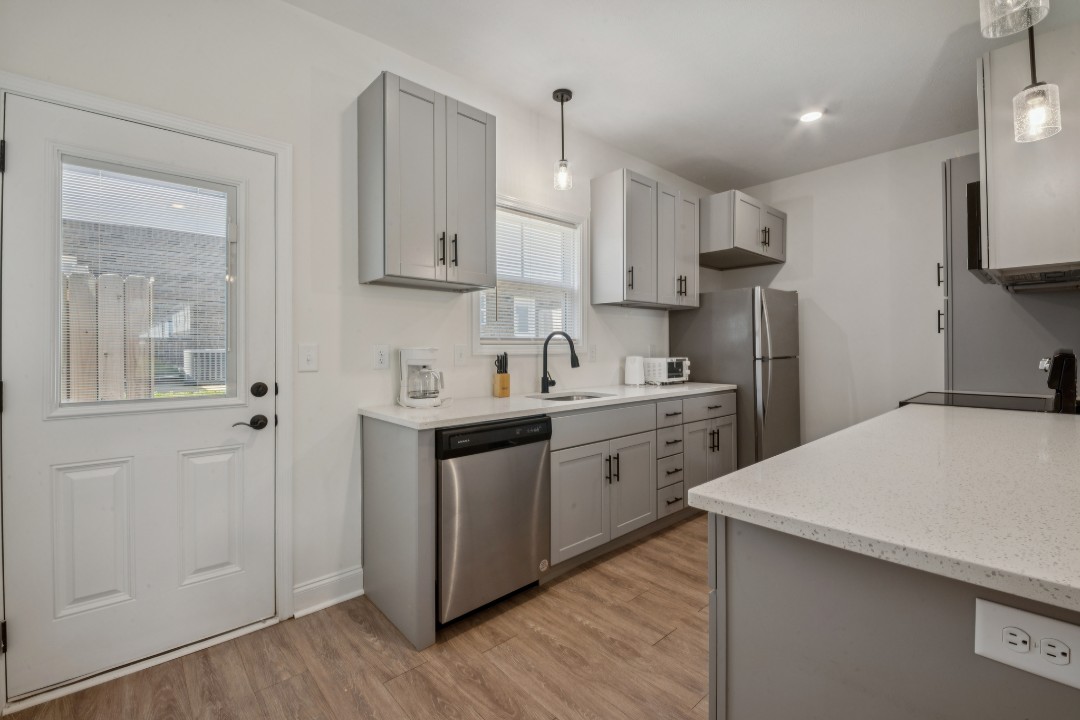 Arte Luxury townhomes D7 2/2.5