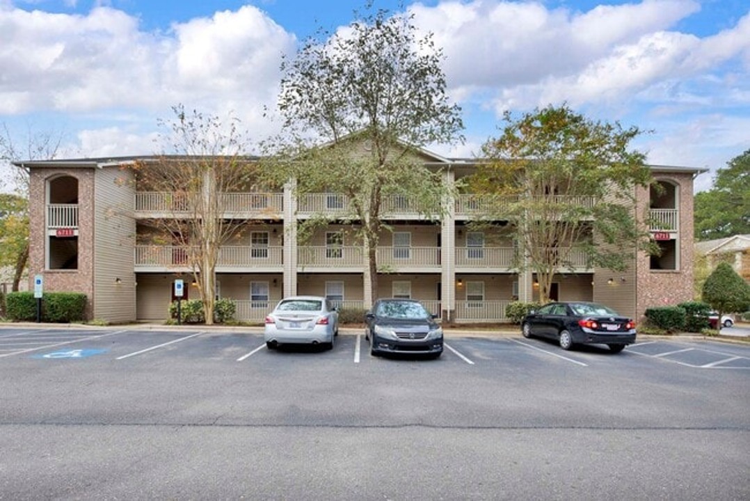 Meadowbrook 250-102 1bd/1bd