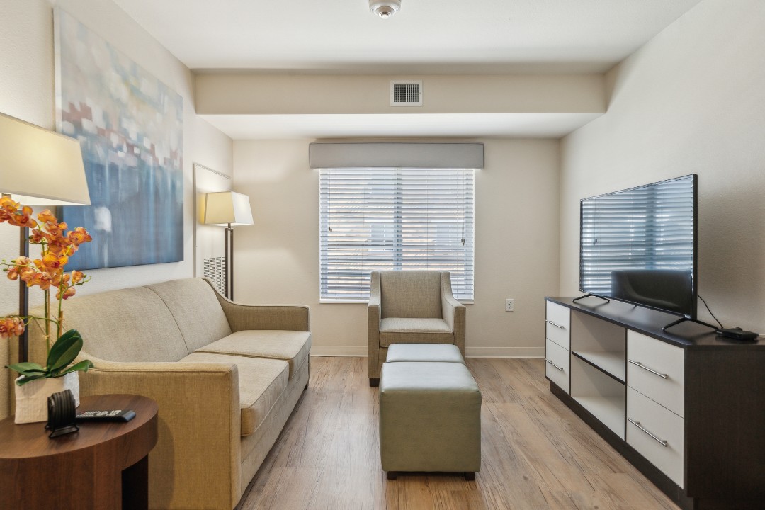Simplicity At the Rim · Unit 1303  1/1