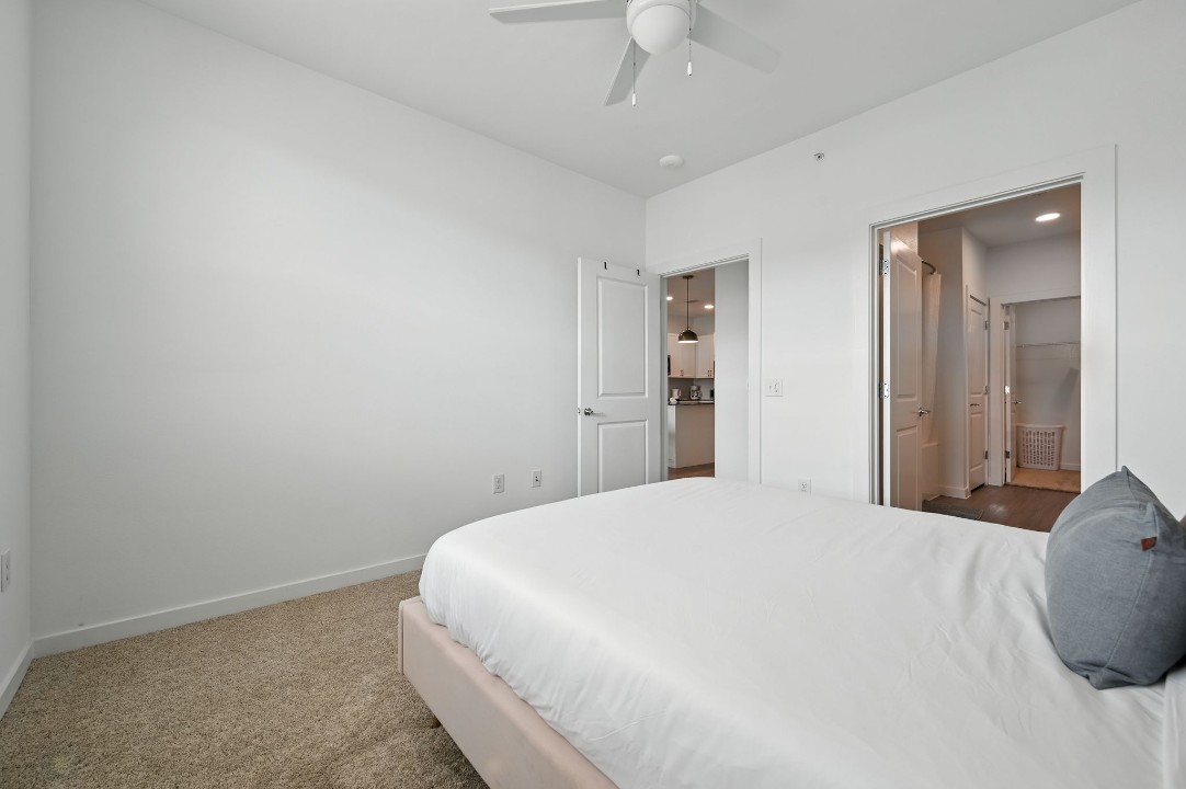 Spectra Parks · Unit 4301 2/2