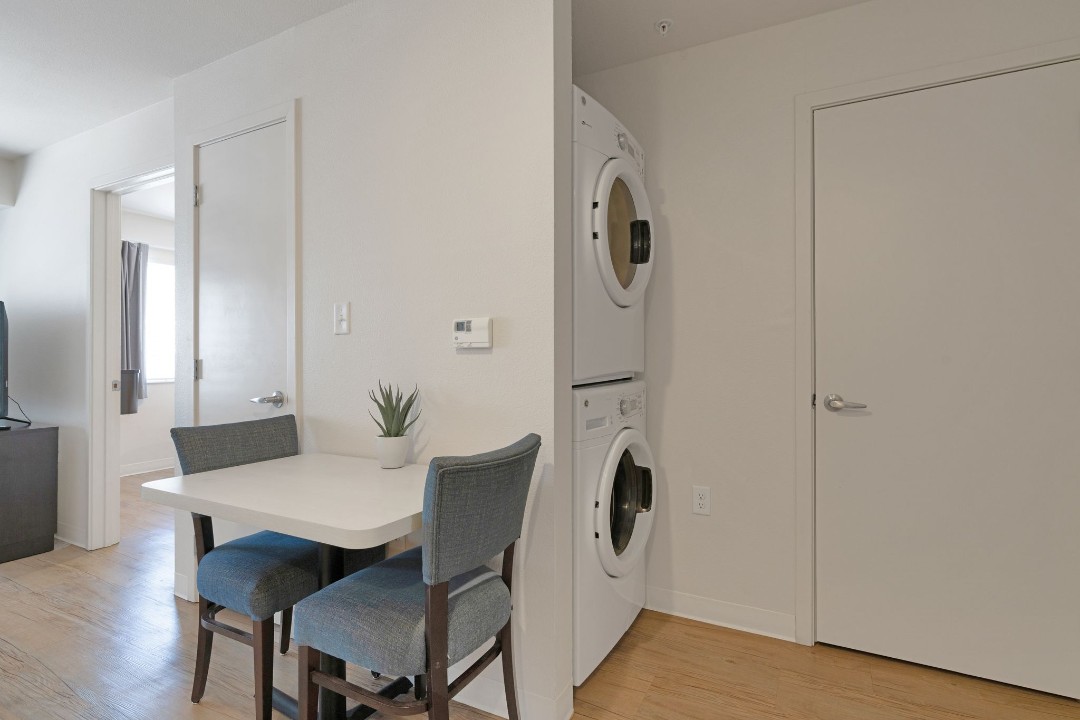 Simplicity At the Rim · Unit 1311 1/1