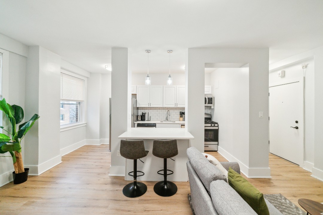 Fairfax Apartments · Unit 604 1/1