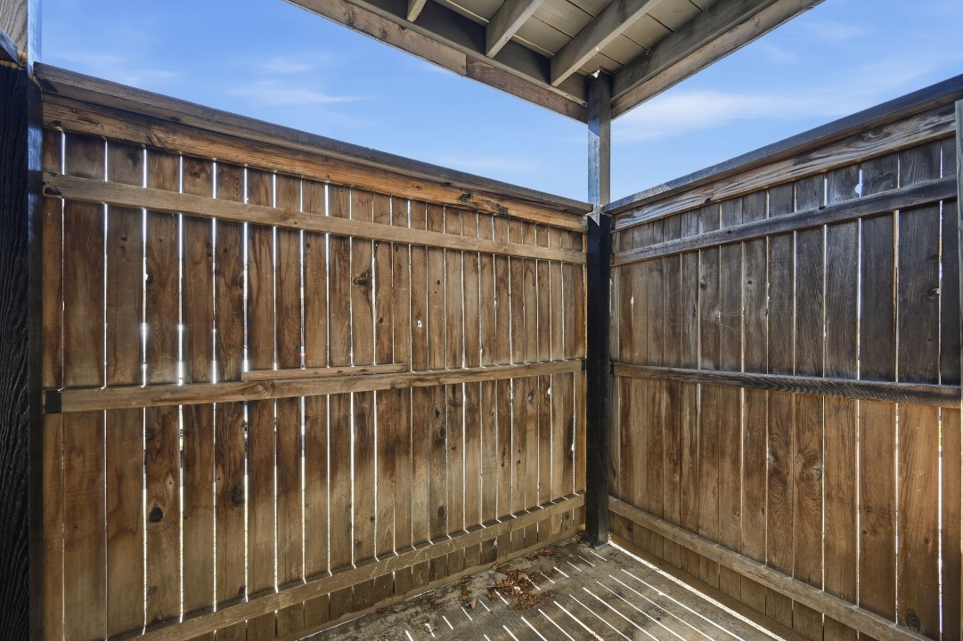 Eureka village · Unit 152 1/1