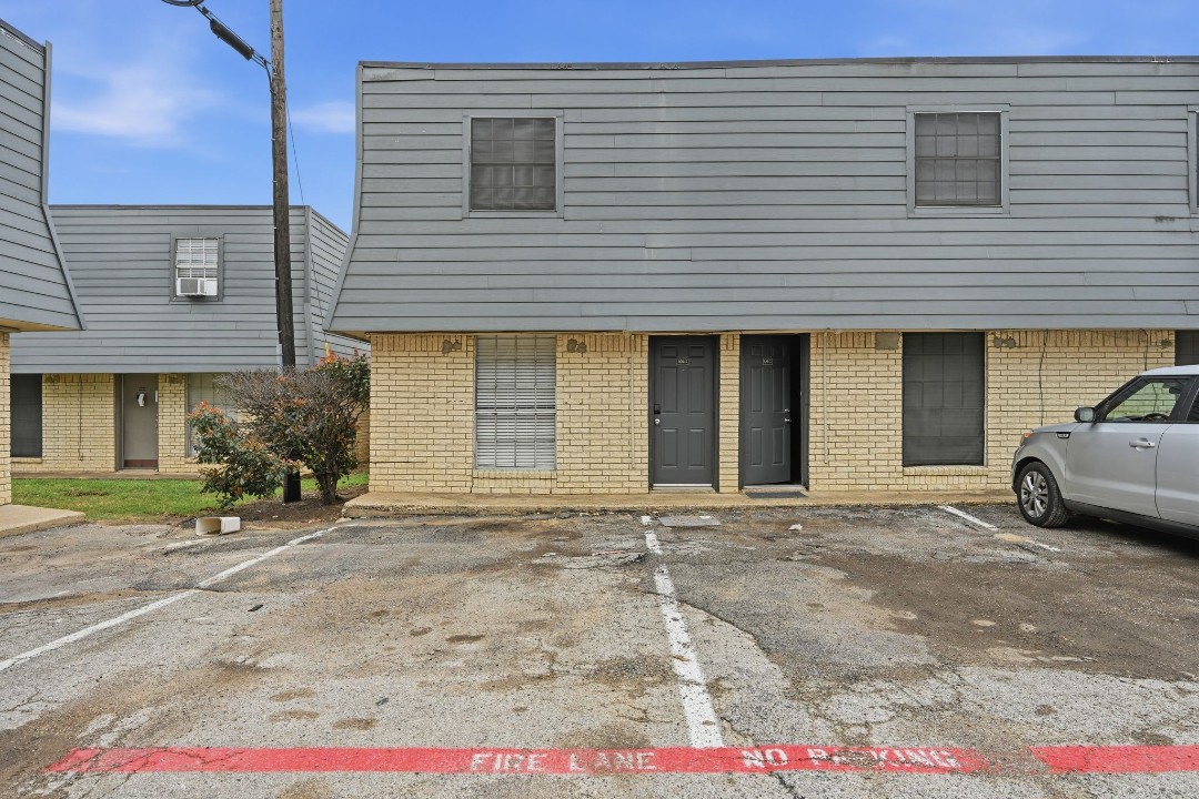 Pioneer Creek 606-01 · Unit 1/1