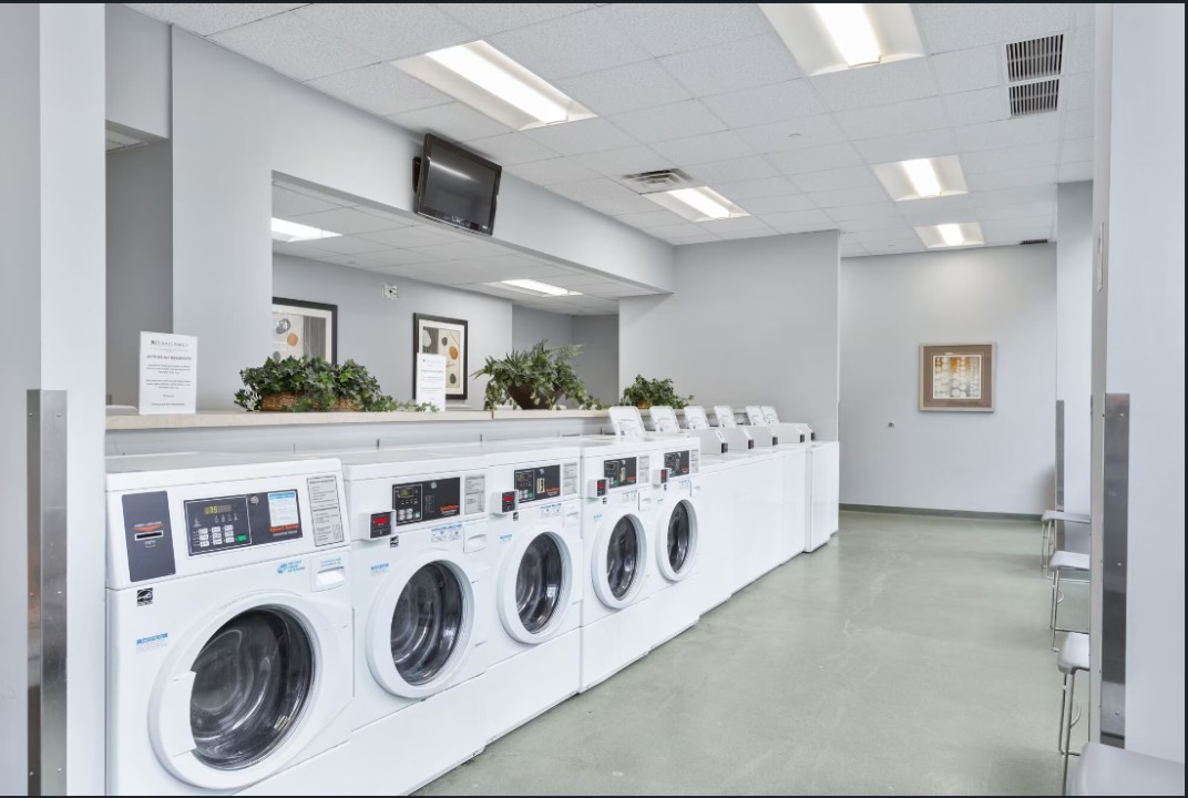 Pa Place 1801, 2br