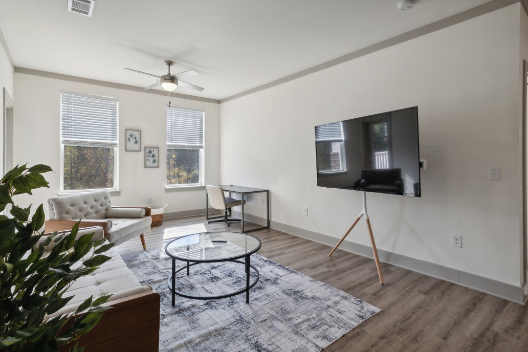 Overlook at Farragut 7207, · Unit 2/2