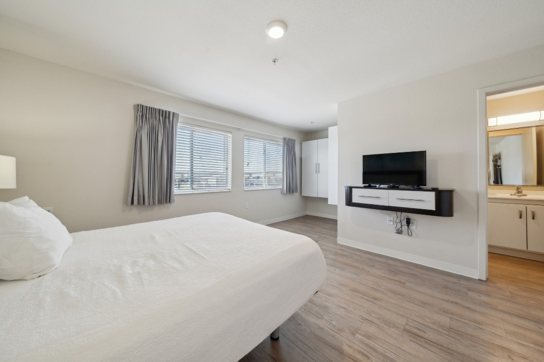 Simplicity At the Rim · Unit 1410  1/1