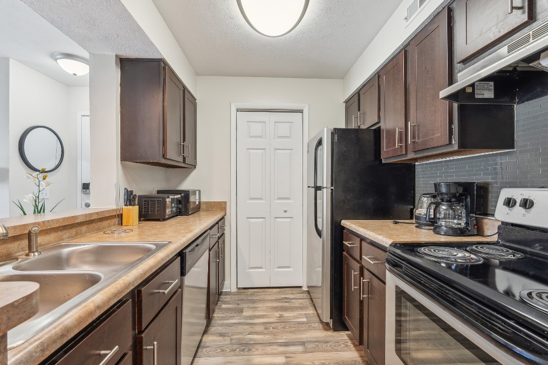 Northwoods 8083-2D · Unit 2/1