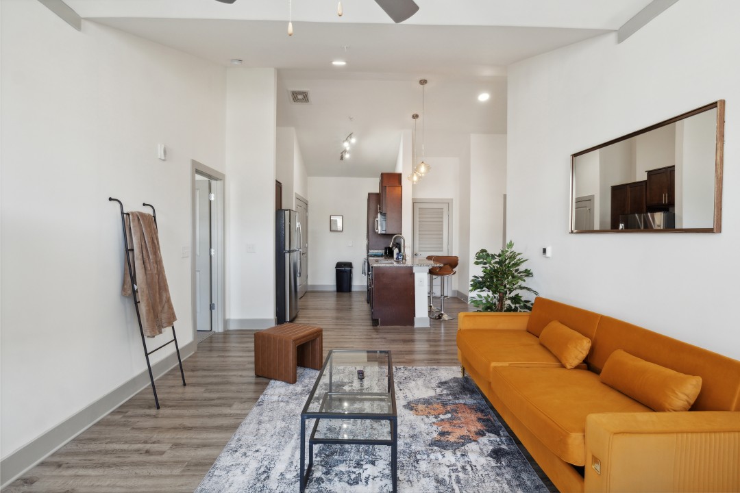 Overlook at Farragut 3305, · Unit 2/2