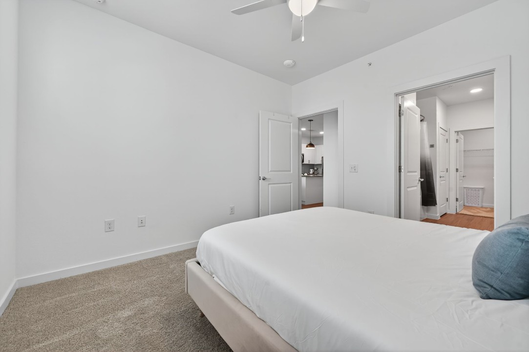 Spectra Parks · Unit 1208 2/2