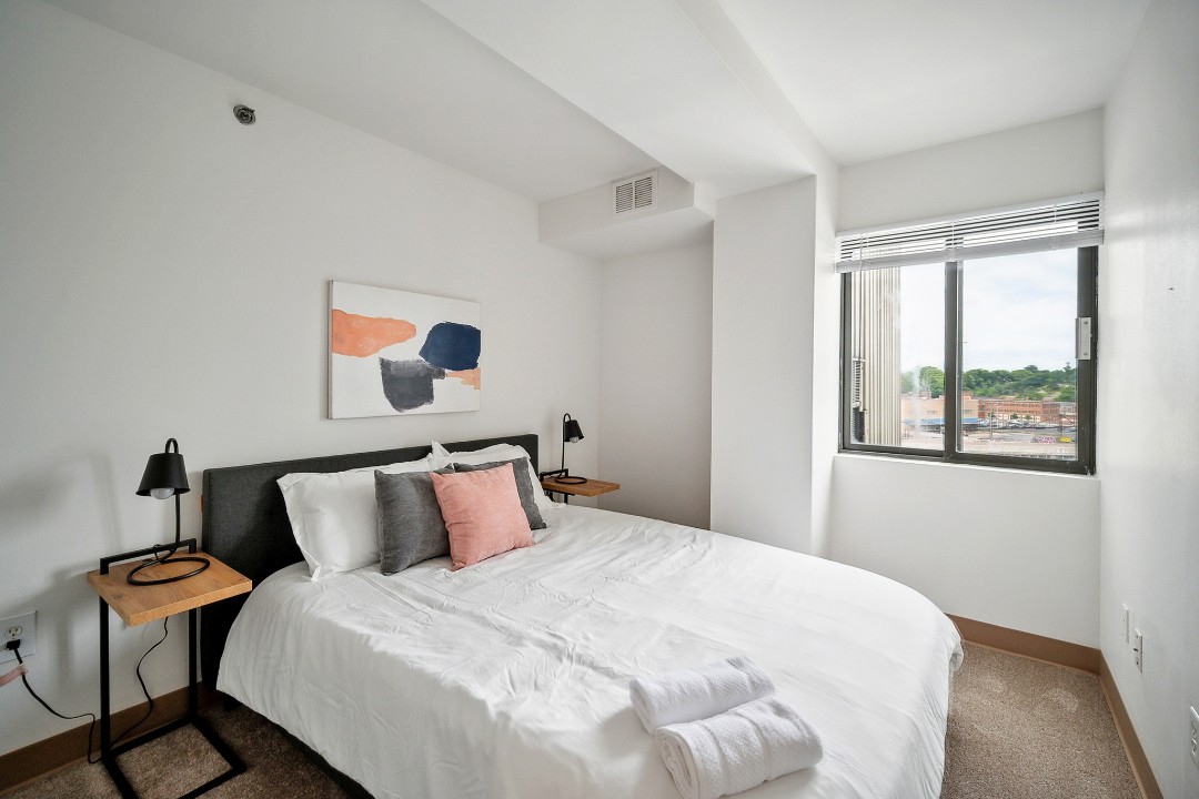 Pa Place 501, 2br