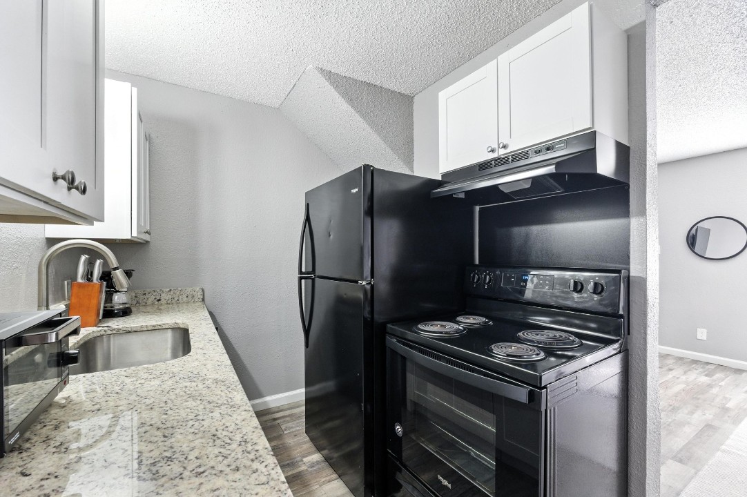 Pioneer Creek 604-07 · Unit 1/1