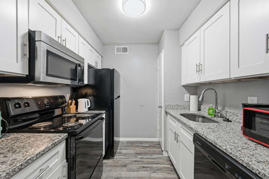 Eureka village · Unit 254 2/1