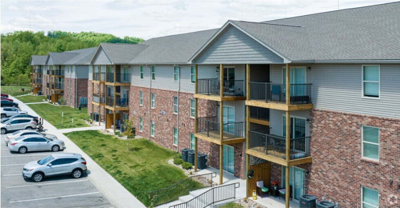 Stonecrest 712, · Unit 2/2