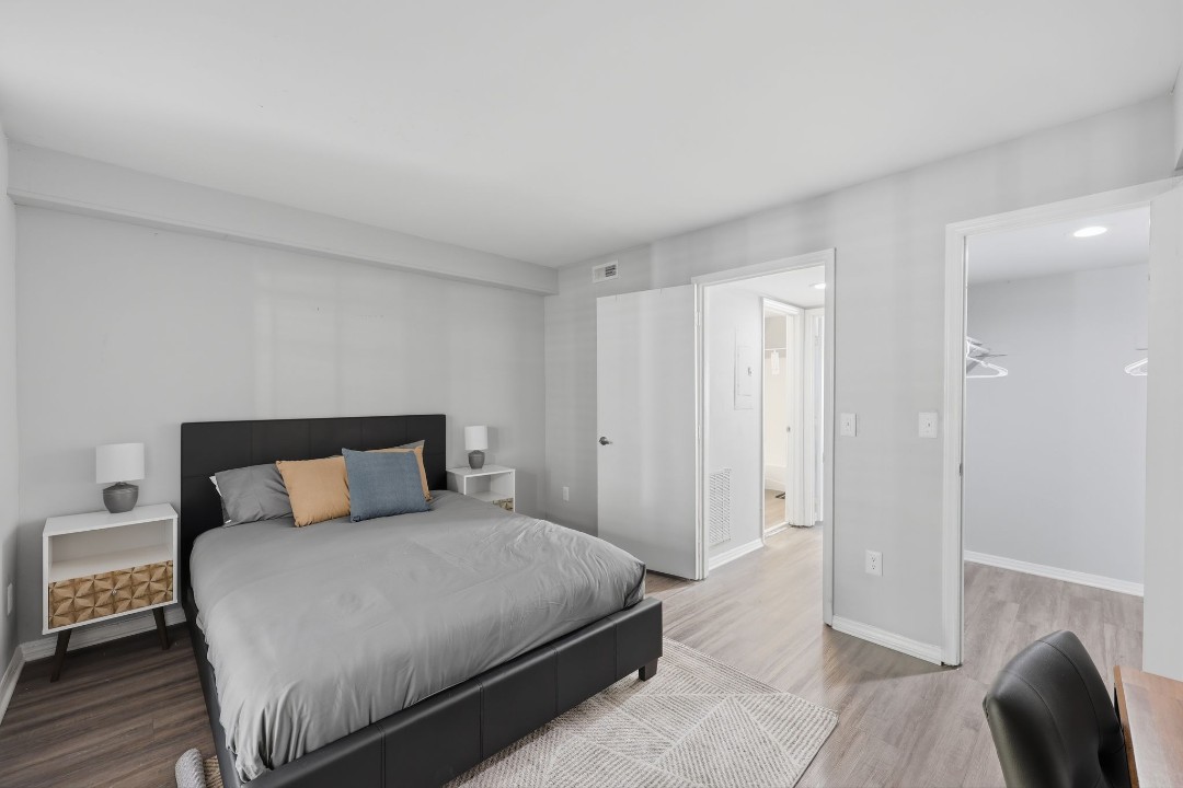 1 Bedroom · Signature layout
