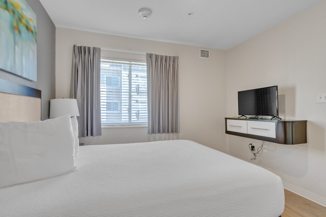 Simplicity At the Rim · Unit 1321 2/2