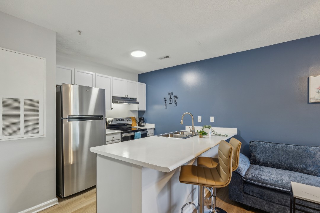 Carlson Bay, 969-104, · Unit 1/1