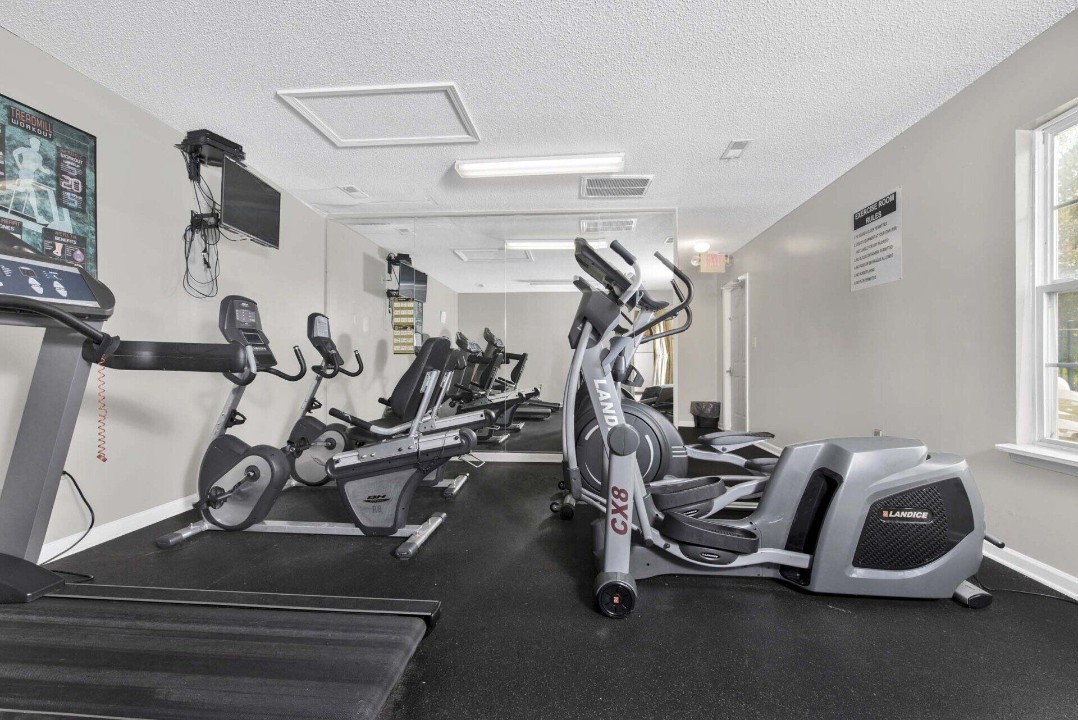 Meadowbrook 250-205 1bd/1bd