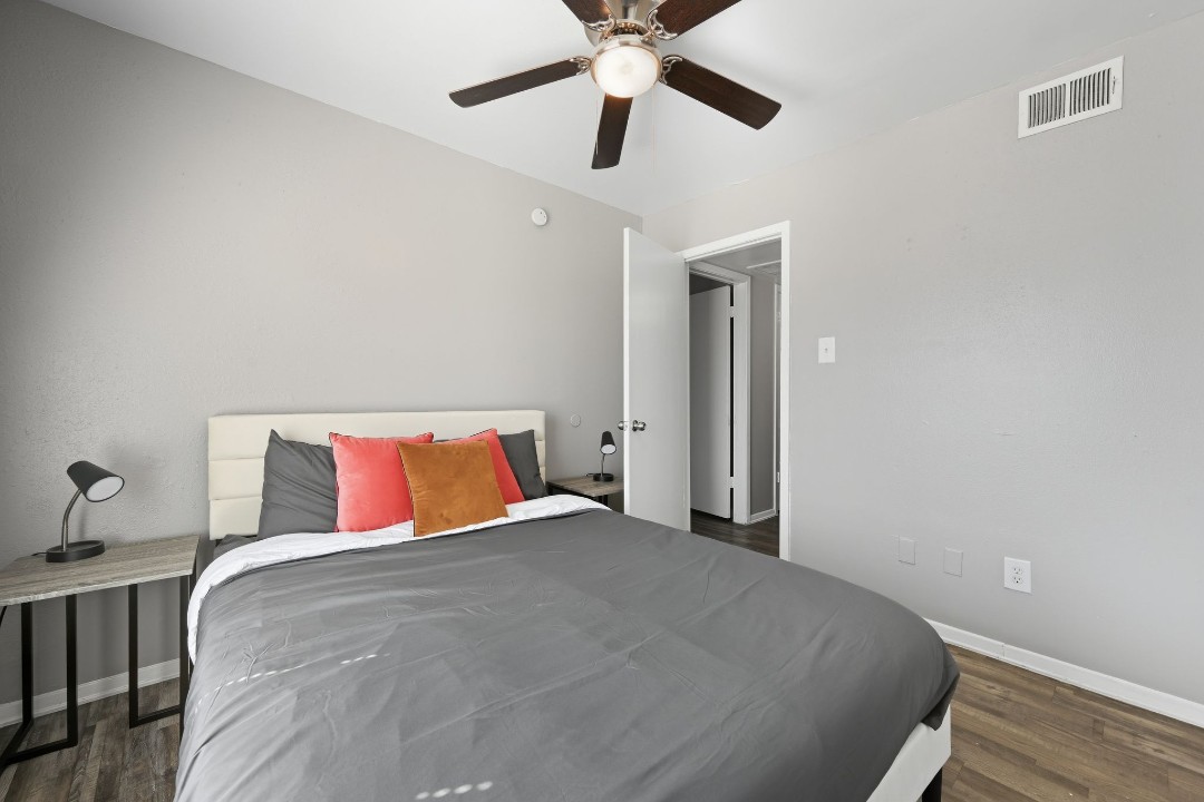 Eureka village · Unit 248 2/1