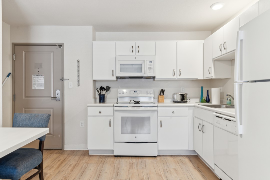 Simplicity At the Rim · Unit 1405 1/1
