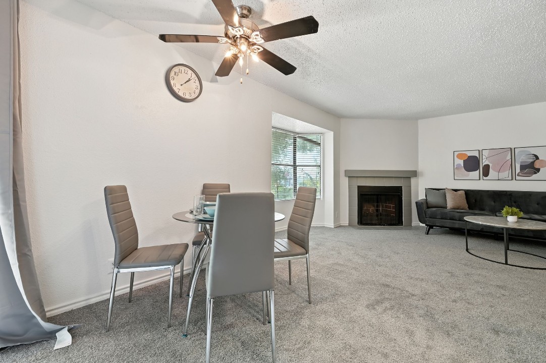 Mueller Flats · Unit 212 2/2